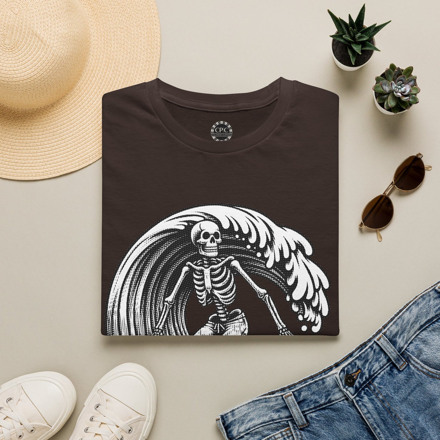 Surf & Beach Collection - Solo Swellen, Vintage Skeleton Graphic T-Shirt — CaliPride Clothing