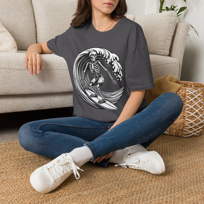 Surf & Beach Collection - Solo Swellen, Vintage Skeleton Graphic T-Shirt — CaliPride Clothing