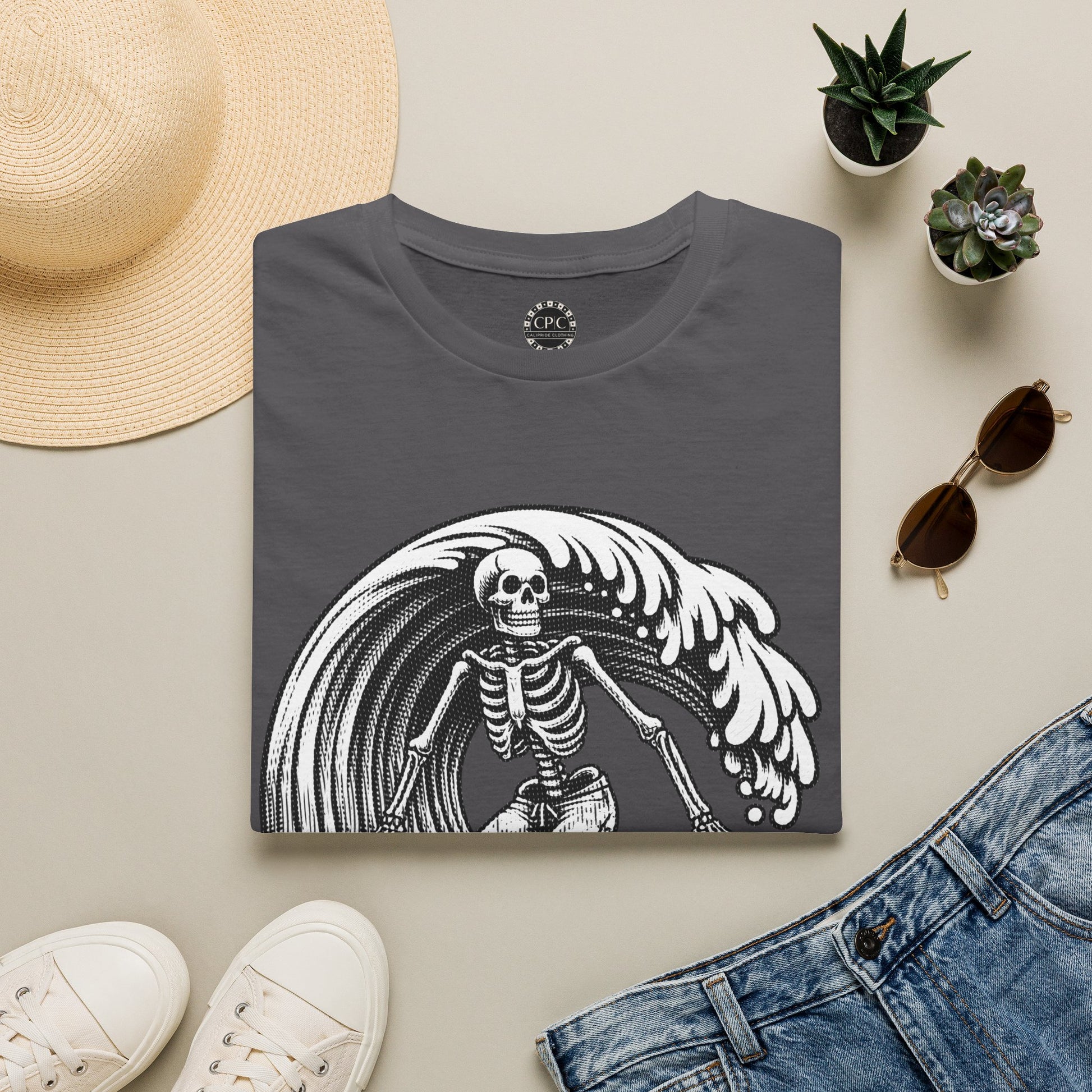 Surf & Beach Collection - Solo Swellen, Vintage Skeleton Graphic T-Shirt — CaliPride Clothing
