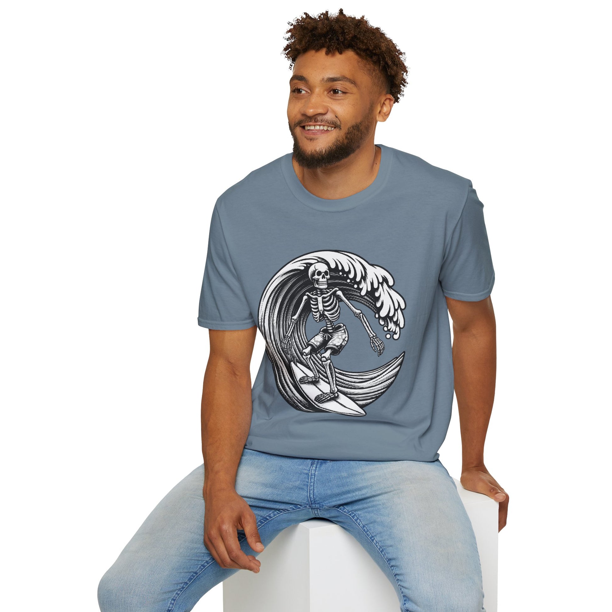Surf & Beach Collection - Solo Swellen, Vintage Skeleton Graphic T-Shirt — CaliPride Clothing